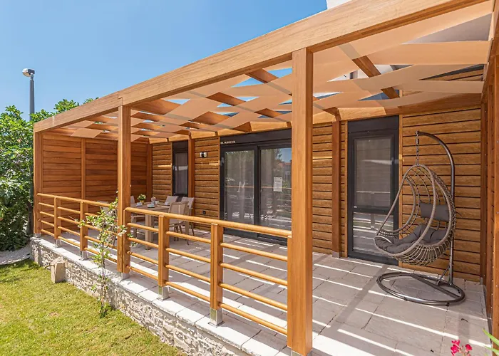 2 Bedroom Gorgeous Home In Brodarica