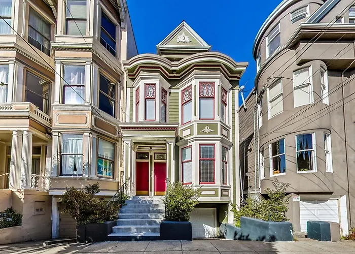 In The Heart Of Haight Ashbury 5 Bedroom House