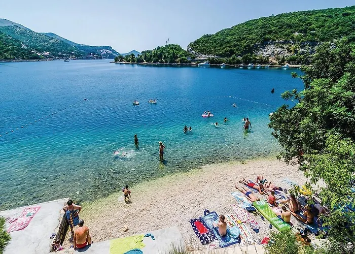 Villa Stone Bliss With Private Pool, Near Dubrovnik