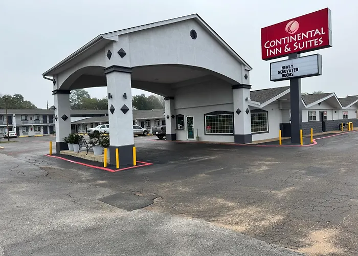 Continental Inn And Suites Nacogdoches Tx Sfa University Downtown
