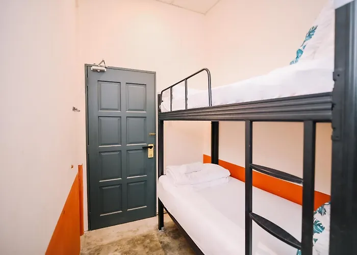 Swing & Pillows - 75 Chulia St, Georgetown Penang