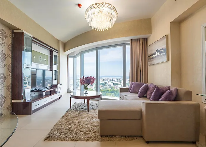 Aeon Towers Private Residential Apartments I Next To Abreeza Ayala Malls I Prime Location L Fast Wifi L Free Pool I Managed By Bleuspace
