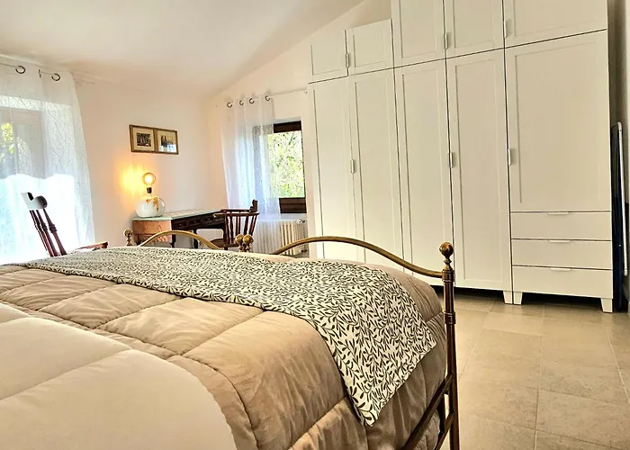 Casa Estia, Elegante A 2 Minuti Dal Palazzo Del Popolo E Dal Duomo