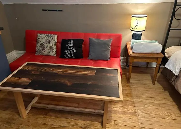 Maryland Homestay In Winnpeg Downtown