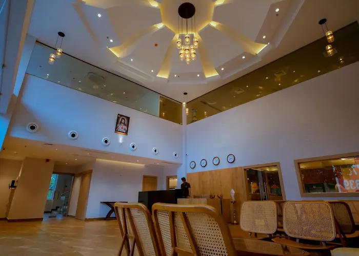 Beeza Clubhouse