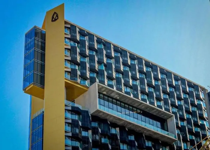 Exclusive Luxury Condo 2Bd