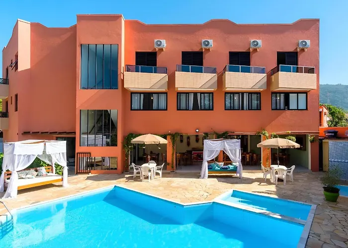 Hotel Ponta Das Toninhas
