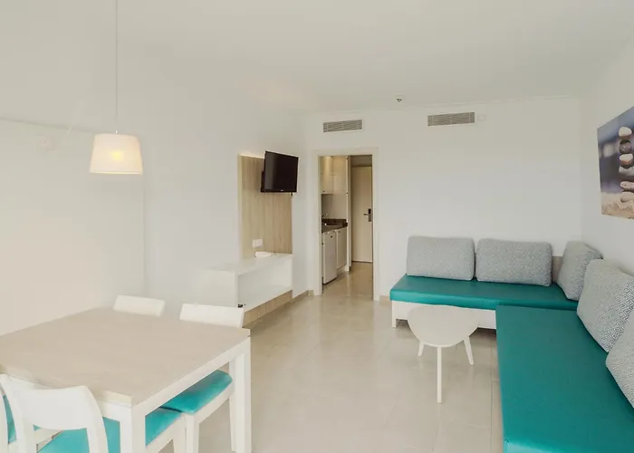 Apartamentos La Santa Maria