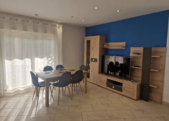 Apartamentos Cala Azul La Mora
