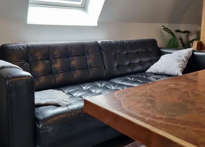 Exclusives Loft Mit Klimaanlage, Parkplatz, Netflix, Disney, Wallbox, Dominos Pizza, Bahnhof Falkensee 8Min - Berlin Hbf 23Min