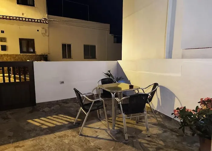 La Casa Vieja