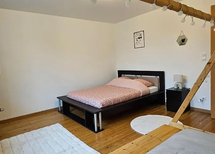 Bienvenue Chez Angele Homes 1