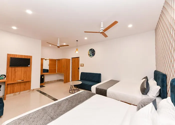 Hotel Shine International