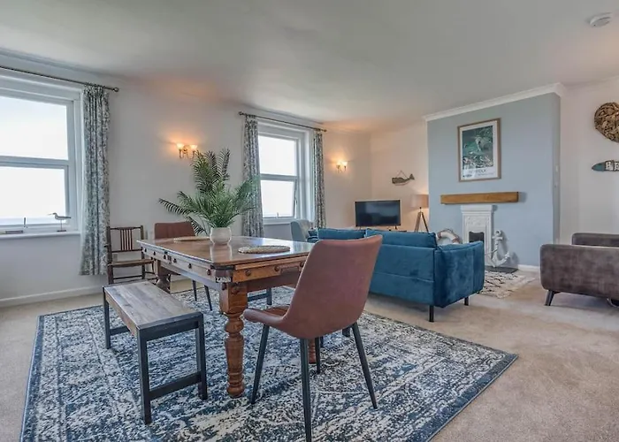 Seafront Apartment Hunstanton - Crabpot Cottages