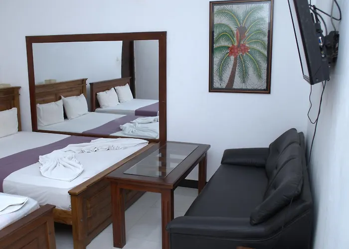 Lavinia Blue Hotel