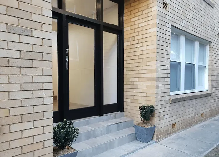 Luxe Newly Renovated 2Br Unit - Pet Friendly - Walk To Beach