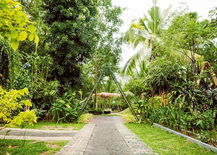 The Triangle Tangalle