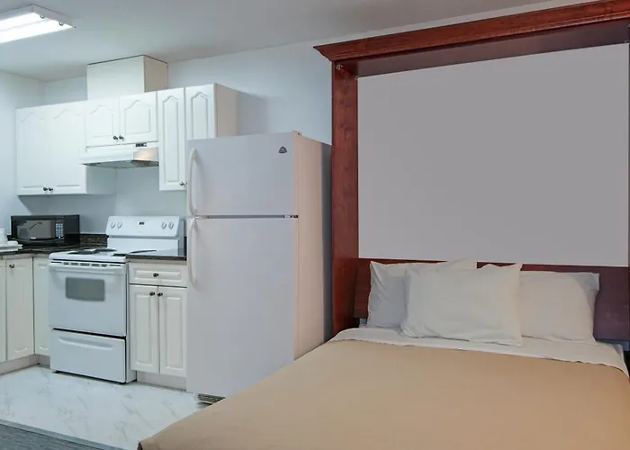 Travelodge By Wyndham Kamloops Mountview
