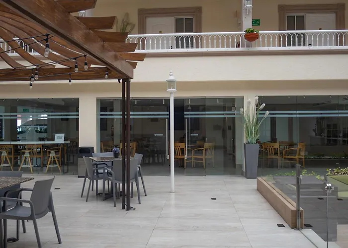 Best Western Plus Monterrey Colon
