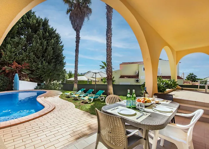 Exclusive Retreat In Vilamoura, Private Pool, Off-Street Parking, Free Ac Wifi