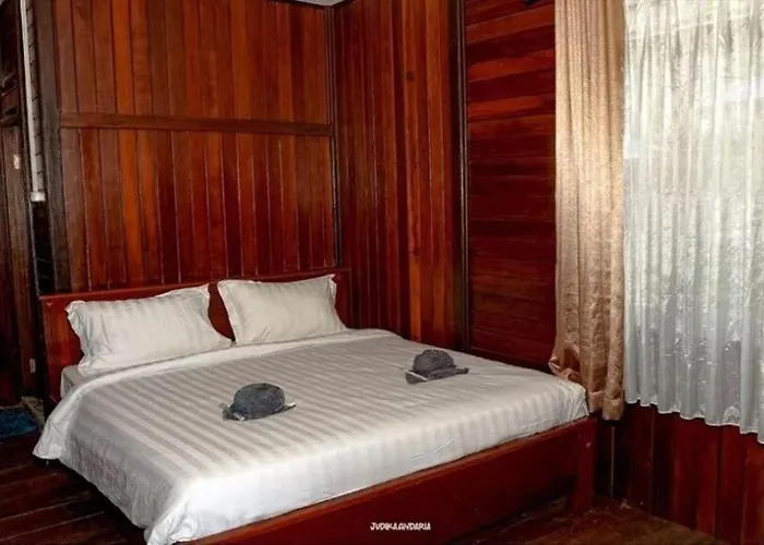 Sansapore Pacific Park Resort