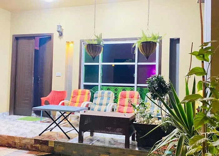 Comfy Cottage