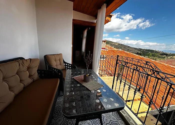 Rhea Guesthouse - Pergamon