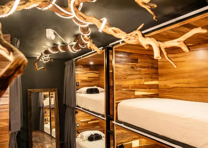 Homestal California Hostal En Tlaquepaque