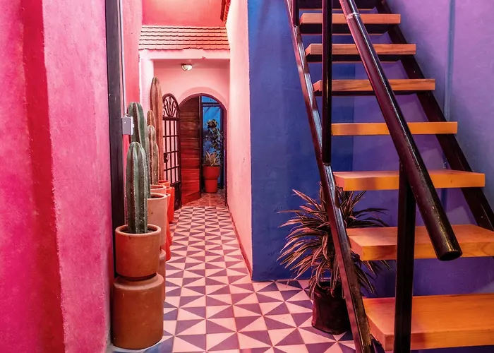 Homestal California Hostal En Tlaquepaque