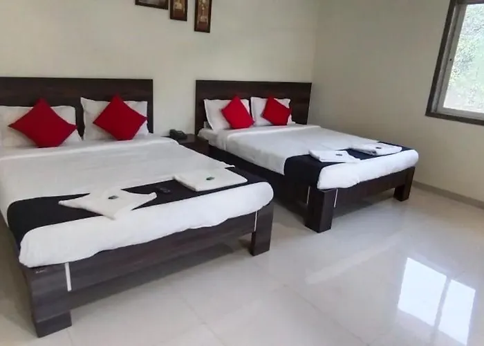 Jagdish Deluxe Hotel