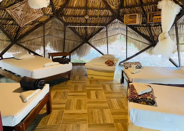 Cayuco Maya