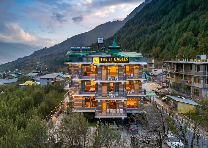 The 14 Gables, A Boutique Stay, Manali - Pet Friendly - Balcony Rooms - Crown Palace