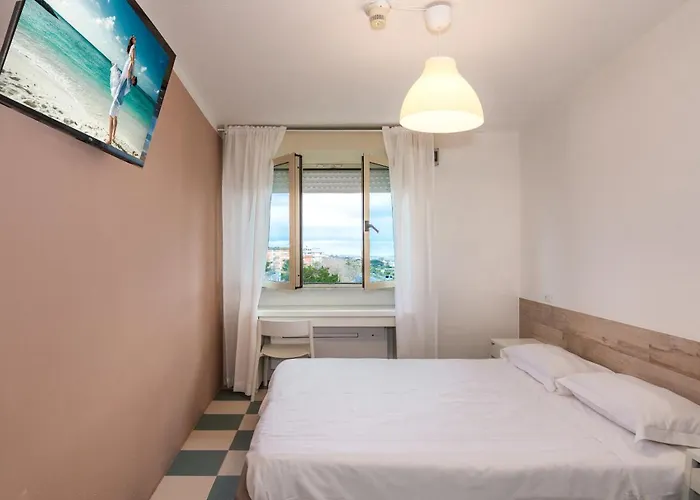 Hotel Happy