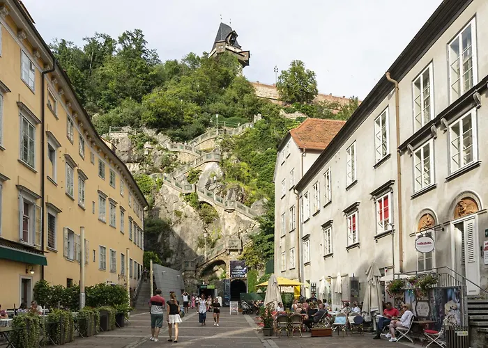Boho Design Altstadt Studio - Ac & Free Parking By Hero Homes Graz