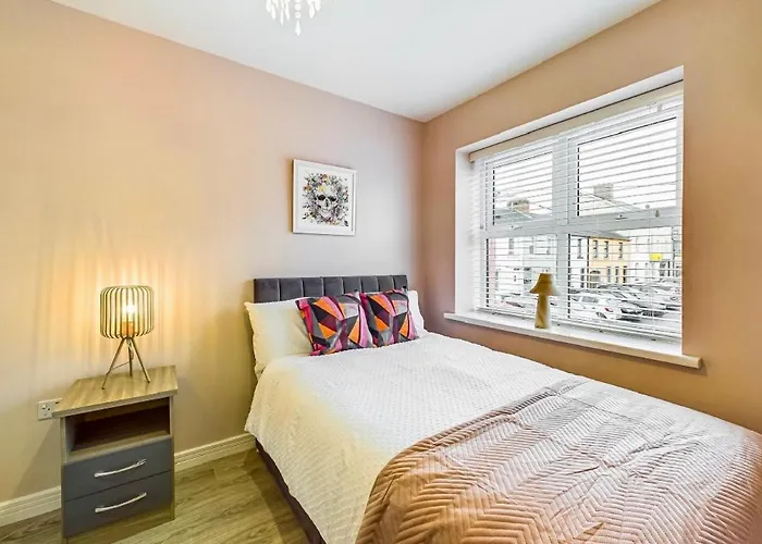 Modern Luxury Living In Waterford City Center