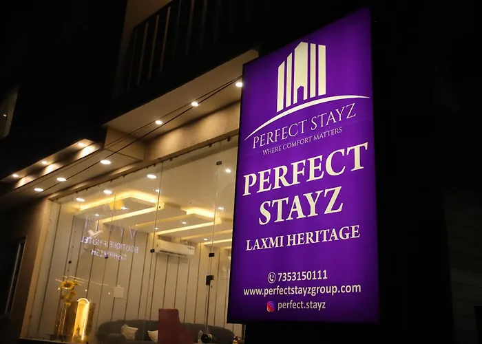 Perfectstayz Premium Laxmi Heritage With Rooftop Pool & Cafe