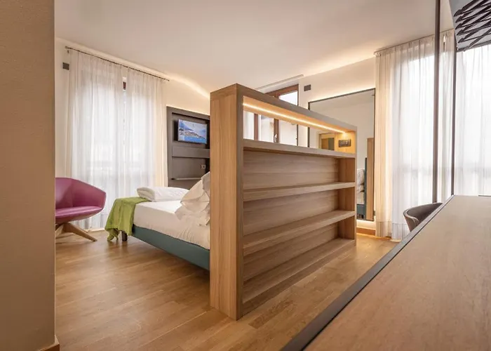 Hotel Lago Di Garda