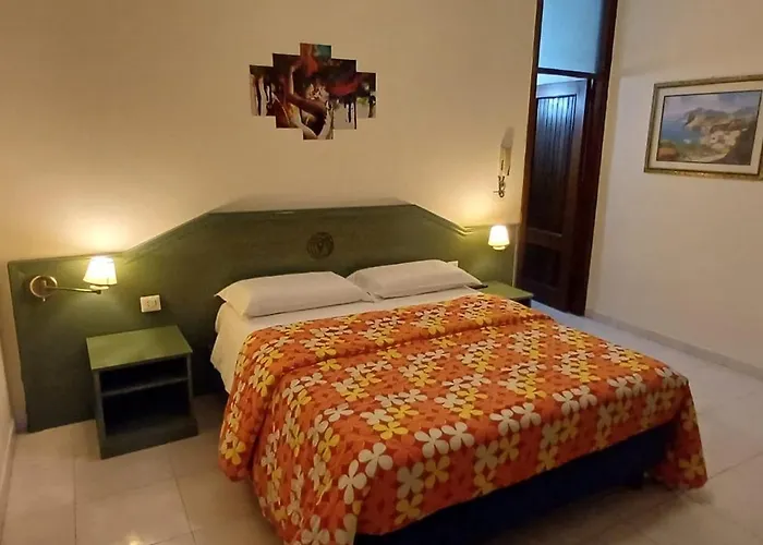 Apartments Mikros Front Sea
