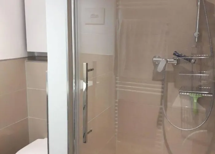 Tolle Grosse Zweizimmer-Wohnung In Rosenheim Sued