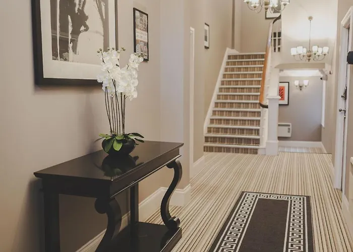 Kensington House By Warren Collection