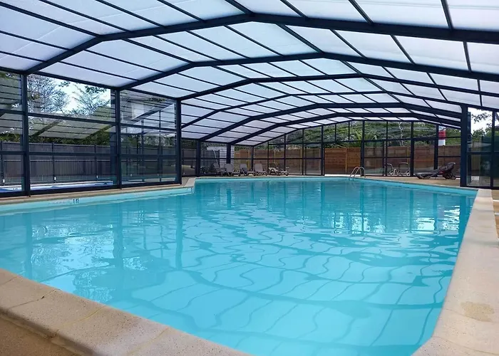 Mobil Home Beg Meil 300M Plage Avec Piscine Partagee, Terrasse Privee Et Wi-Fi