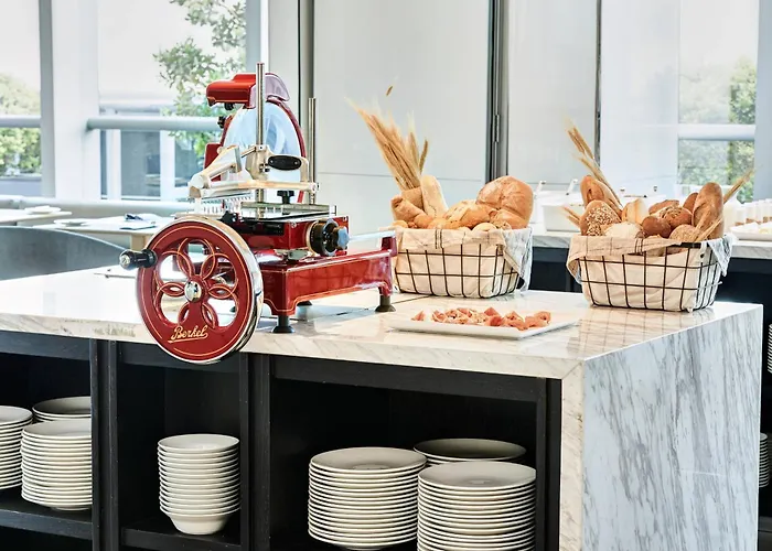 Ac Hotel By Marriott Santiago Cenco Costanera