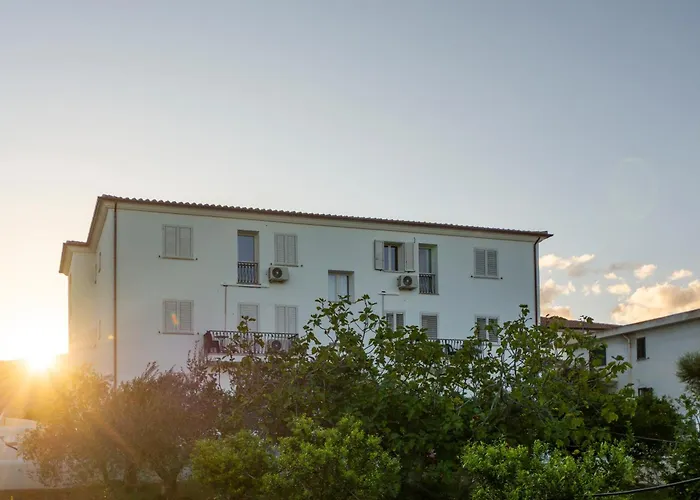 Le Residenze Del Baia Marina