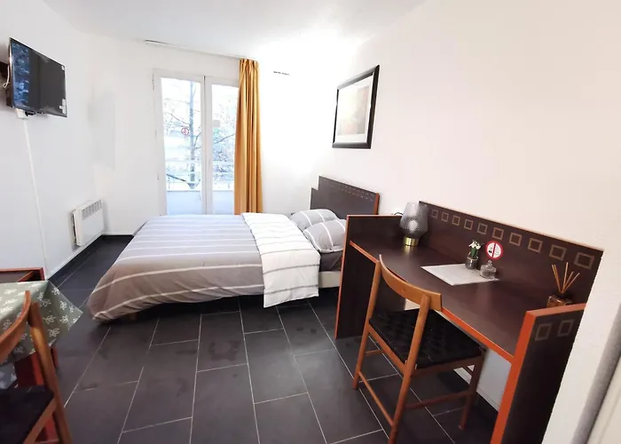Appart Hotel La Defense