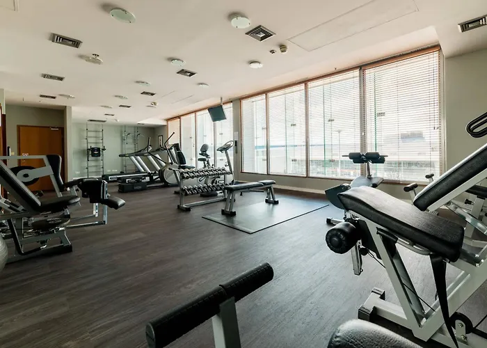 Courtyard By Marriott Warsaw Airport