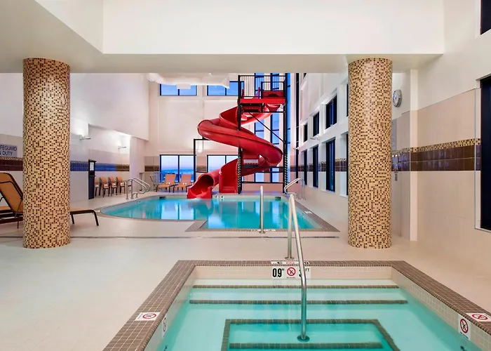 Courtyard By Marriott Calgary South
