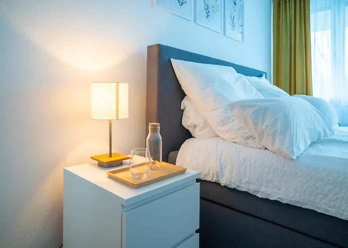 Expo-Basel-Ch Apt, Amazon Prime Video, Wifi, Coffee & Tee, Popcorn, Kitchen