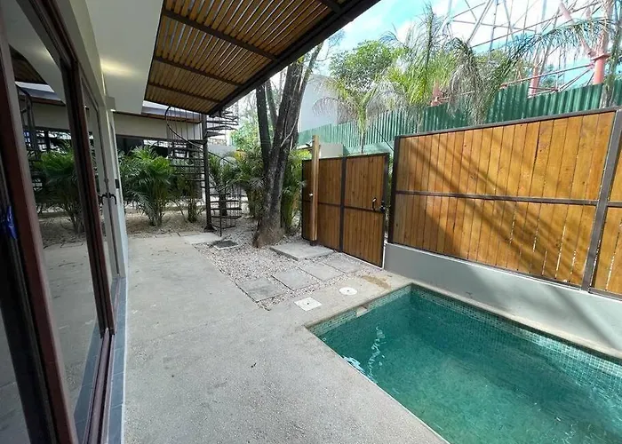 Green Turtle Townhome #3 Private Pool & Garden 300 Mt To Beach