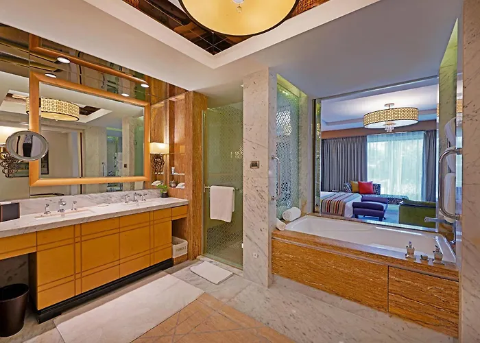 Itc Grand Chola, A Luxury Collection Hotel, Chennai