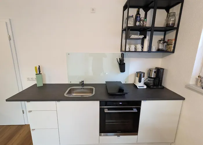 Modernes 1- Zimmer- Apartment Am Fusse Des Hohenstaufen